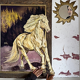 Çerçeveden Çıkan At